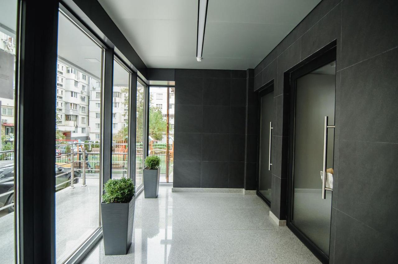 Double Skyhouse Exclusive Apartments Chişinău Extérieur photo