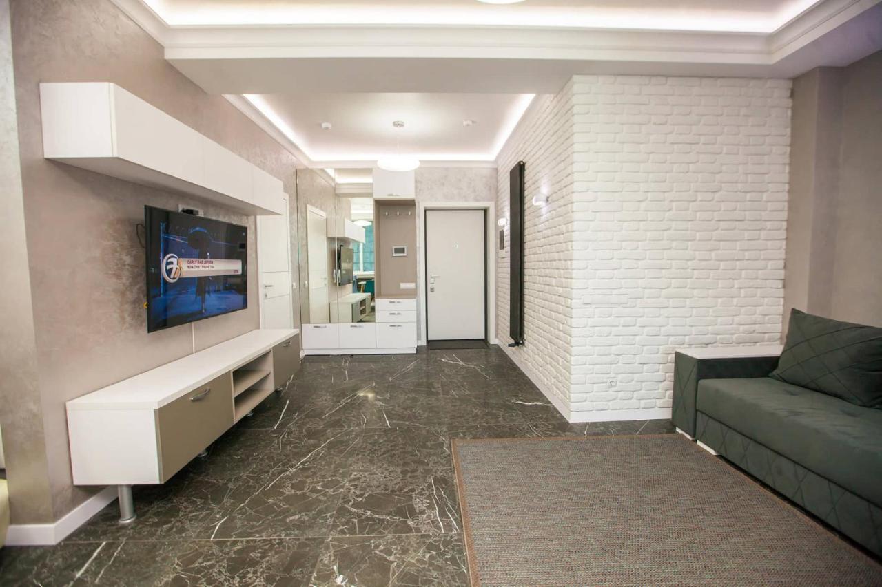 Double Skyhouse Exclusive Apartments Chişinău Extérieur photo