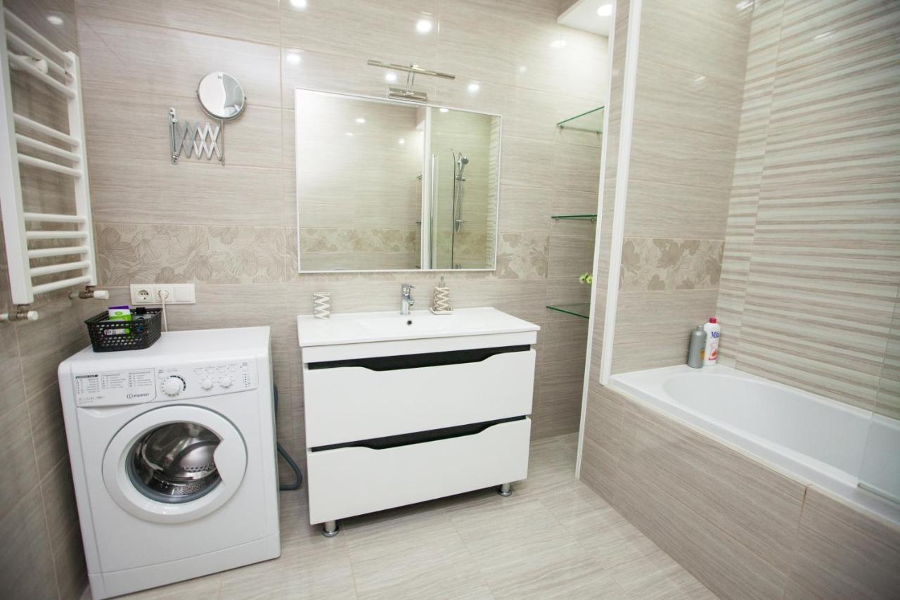 Double Skyhouse Exclusive Apartments Chişinău Extérieur photo
