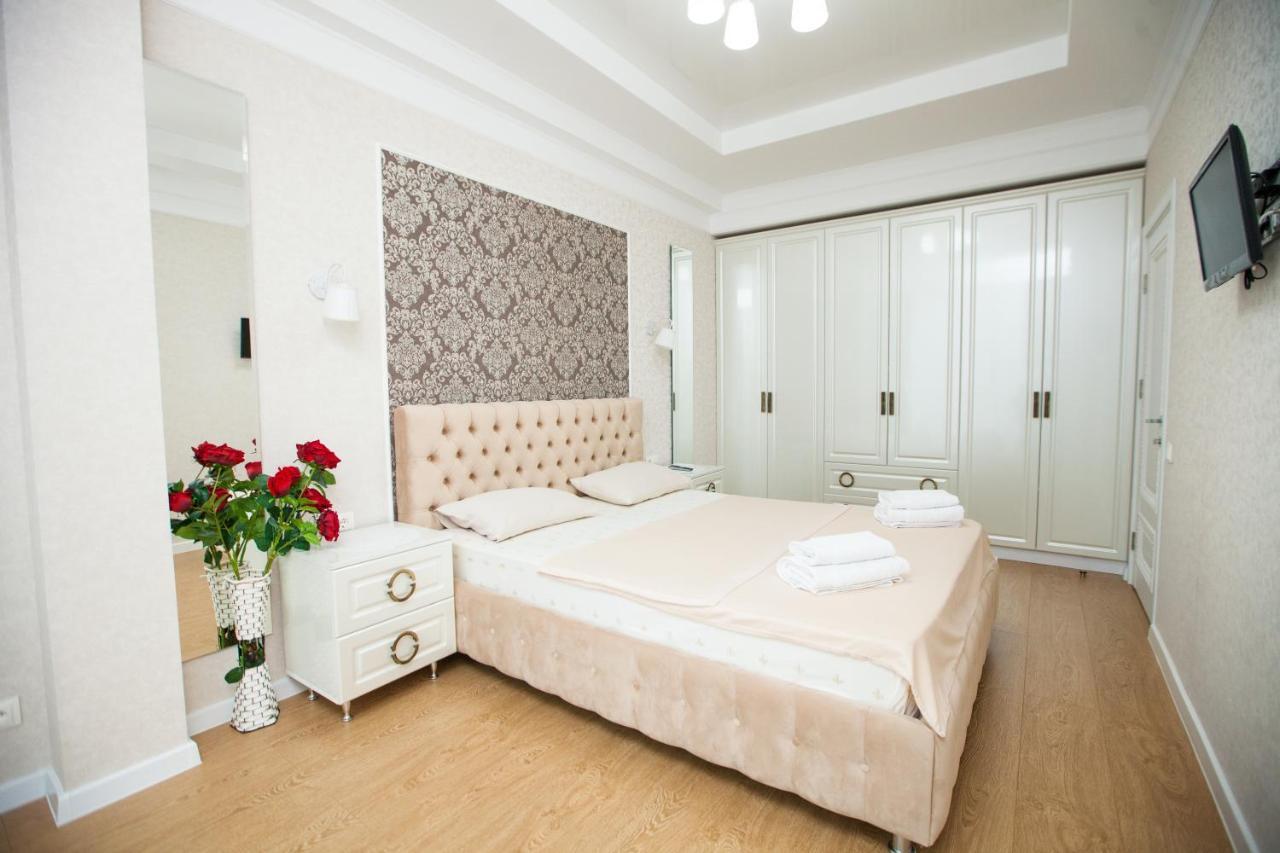 Double Skyhouse Exclusive Apartments Chişinău Extérieur photo