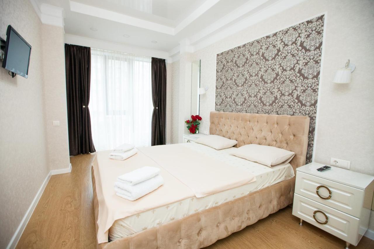 Double Skyhouse Exclusive Apartments Chişinău Extérieur photo